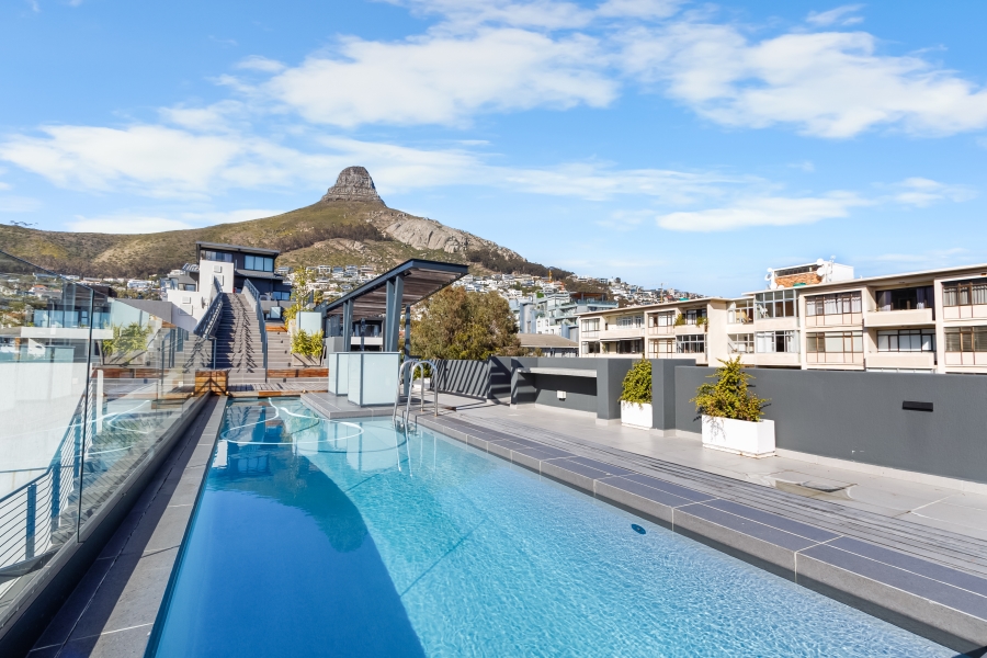 2 Bedroom Property for Sale in Sea Point Western Cape